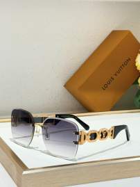 Picture of Louis Vuitton Sunglasses _SKUfw80535274fw